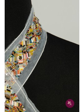 Bandă multicoloră cu mărgele și paiete accesorizată manual