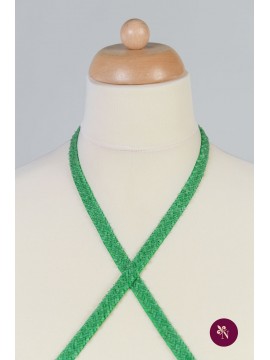 Bandă verde cu mărgeluțe accesorizată manual