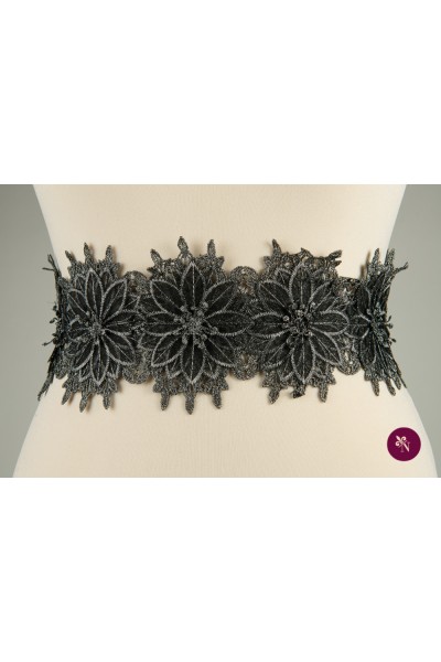 Dantelă neagră-argintie cu flori 3D