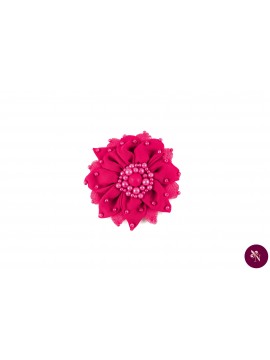 Floare roz fucsia cu mărgele din voal și tulle