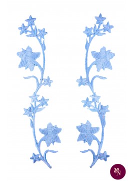 Flori albastre brodate termoadezive