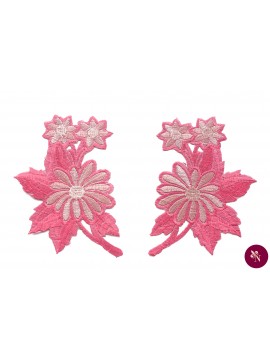 Aplicație cu flori roz termoadezivă